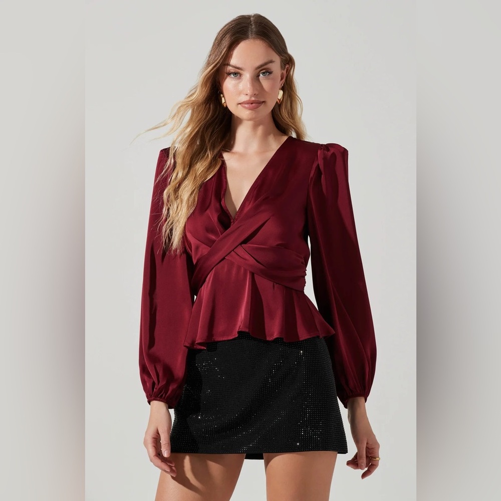 Brand new with tags ASTR THE LABEL Eliana Top